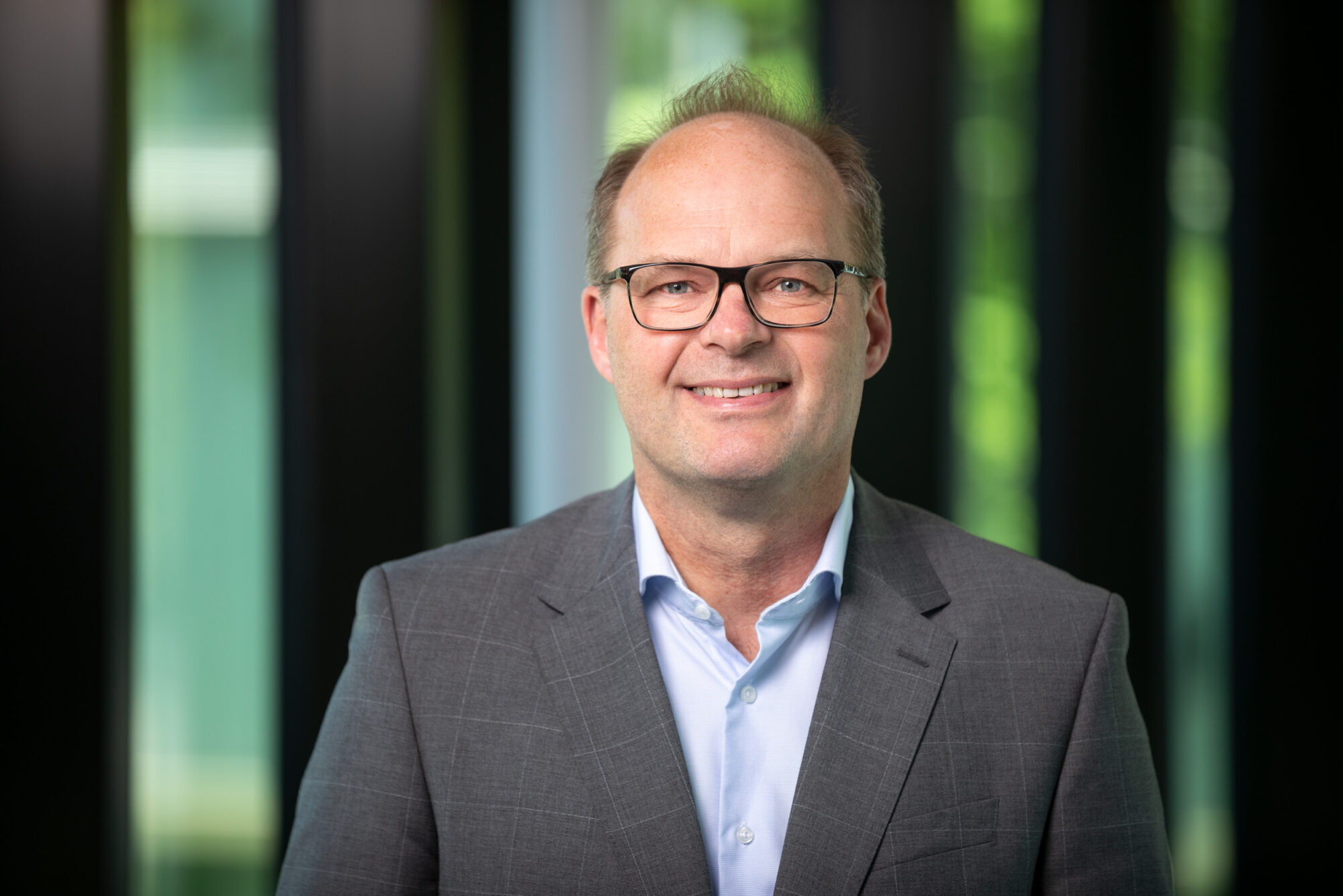 UT professor Bram Nauta receives Dutch Stevin Prize