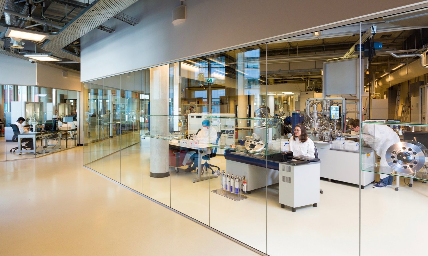 UT Scientists develop new tool to improve chipmaking machines